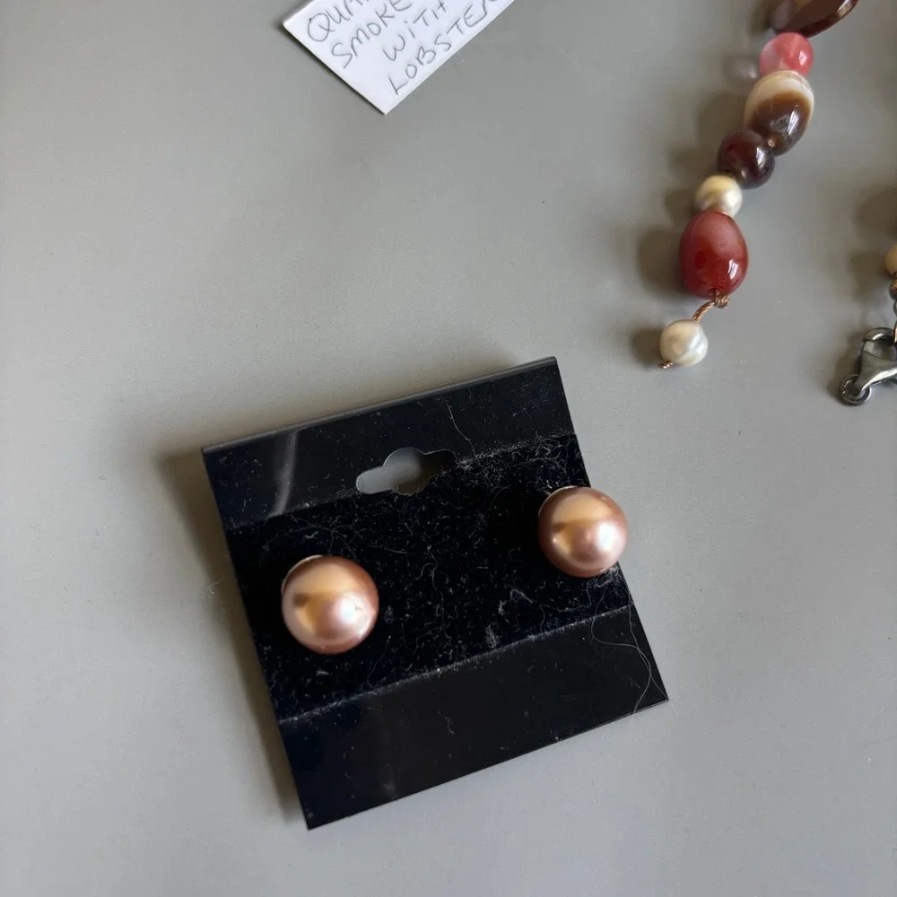 Matching Earring and Necklace Set. Handmade, imitation pearls and‎ quartz